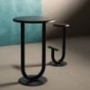 Mesa alta Strong Bistrot Desalto. Mesas de diseño ideal para bar o cafetería.