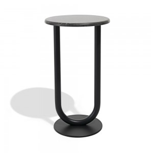 Mesa alta Strong Bistrot Desalto. Mesas de diseño ideal para bar o cafetería.