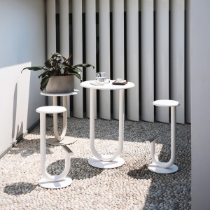 Mesa alta Strong Bistrot Outdoor Desalto. Mesa terraza de diseño original.