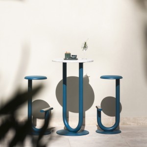 Mesa alta Strong Bistrot Outdoor Desalto. Mesa terraza de diseño original.