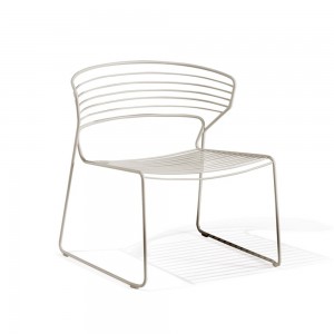 Butaca Koki Wire Desalto. Silla lounge de diseño original para salón.