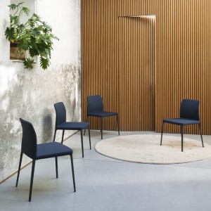 Silla Nara de Desalto. Muebles de diseño italiano. Sillas y taburetes.