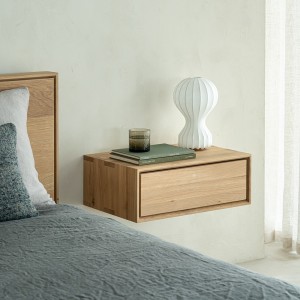 Mesita noche Nordic II suspendida de Ethnicraft. Mobiliario para dormitorio. Mesitas de noche modernas.