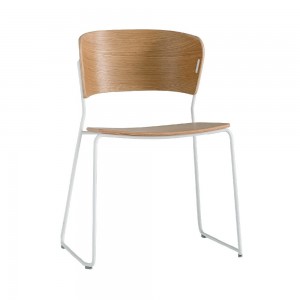 Silla Arc Inclass. Sillas de diseño elegante en madera ideal para salón.