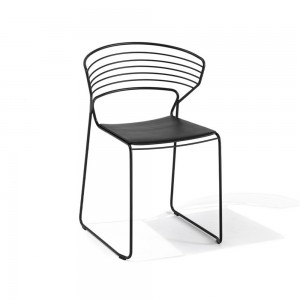 Silla Koki Wire Outdoor Desalto. Silla moderna ideal para jardines o terrazas.