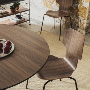 Silla Gràcia Metal Mobles 114. Moderna silla ideal para espacios contract.
