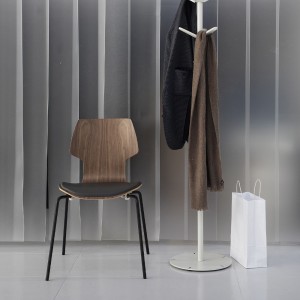 Silla Gràcia Metal Mobles 114. Moderna silla ideal para espacios contract.