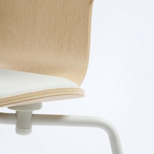 Silla Gràcia Metal Mobles 114. Moderna silla ideal para espacios contract.