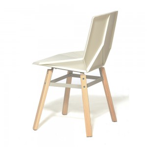 Silla de madera Green Colors wood de Mobles 114. Sillas modernas de comedor.