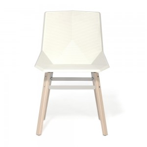 Silla de madera Green Colors wood de Mobles 114. Sillas modernas de comedor.