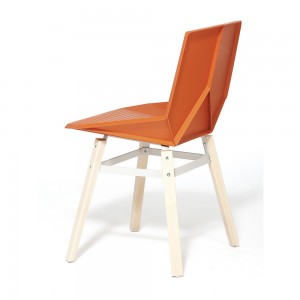 Silla de madera Green Colors wood de Mobles 114. Sillas modernas de comedor.