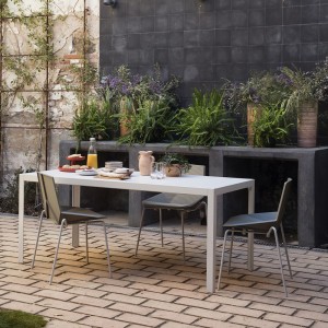 Silla Green Eco Metal Mobles 114. Sillas de diseño para interior y exterior.