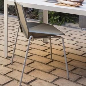 Silla Green Eco Metal Mobles 114. Sillas de diseño para interior y exterior.