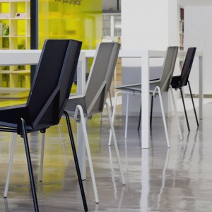 Silla Green Eco Metal Mobles 114. Sillas de diseño para interior y exterior.
