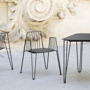 Silla apilable Rambla de Mobles 114. Silla moderna para salón o jardín.