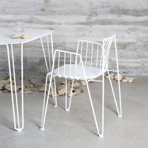 Silla apilable Rambla de Mobles 114. Silla moderna para salón o jardín.