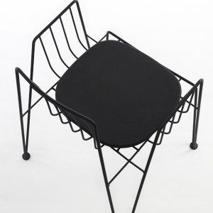 Silla apilable Rambla de Mobles 114. Silla moderna para salón o jardín.