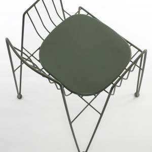 Silla apilable Rambla de Mobles 114. Silla moderna para salón o jardín.