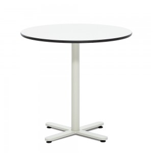 Mesa Oxi bistrot Mobles 114. Mesa original ideal para jardín o salones.