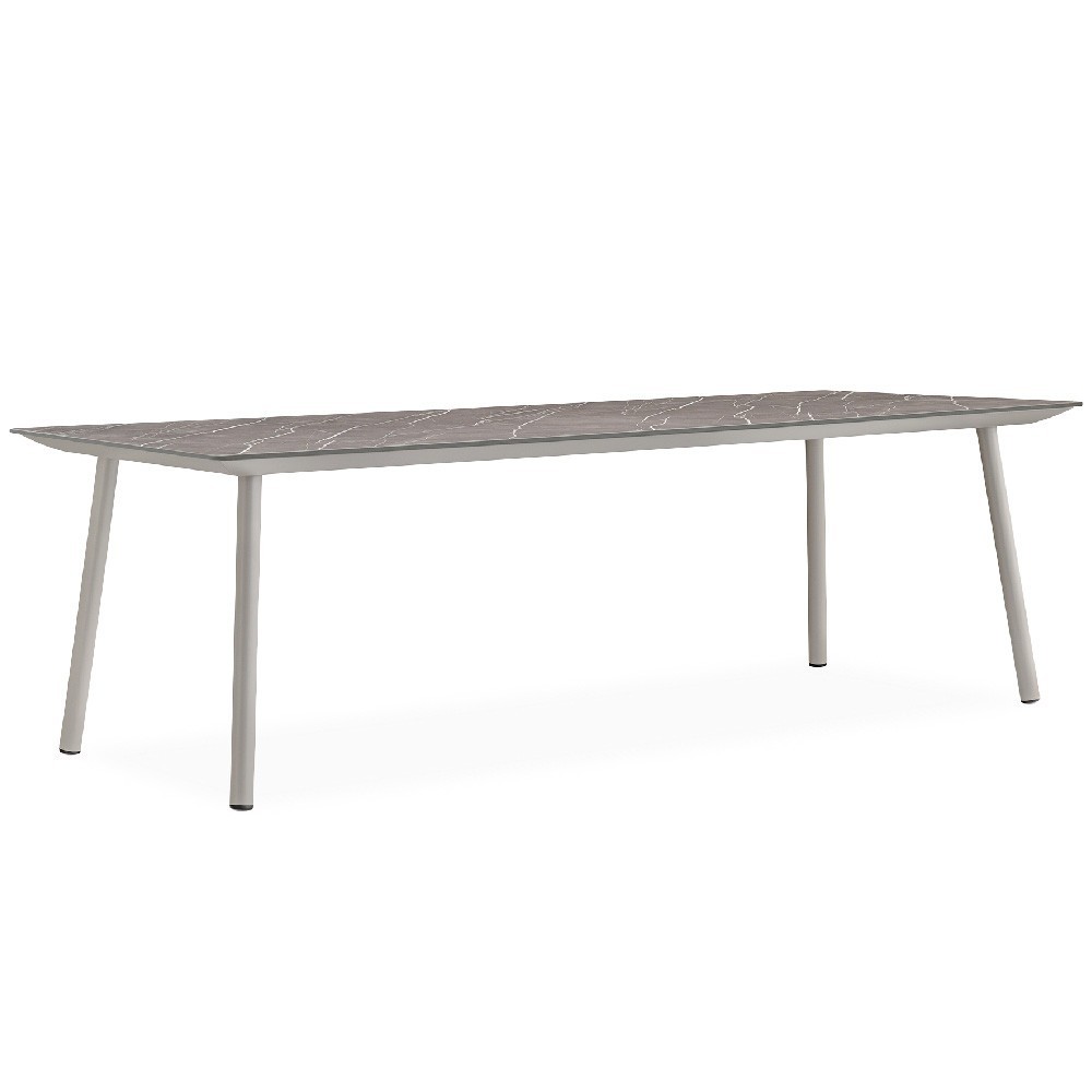 Mesa Babila Outdoor de Pedrali. Mesas de diseño italiano. Mesas modernas de exterior.