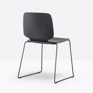 Silla Babila 2710/2720 de Pedrali. Sillas de diseño. Sillas para comedor o contract.