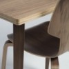 Mesa Gràcia Mobles 114. Mesa rectangular original ideal para interiores.