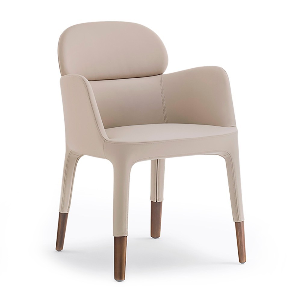 Sillón Ester 690 de Pedrali. Sillones modernos para hogar y contract.