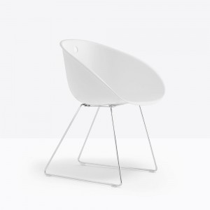 Sillón Gliss 920/921 de Pedrali. Sillones de diseño. Sillas de plástico.
