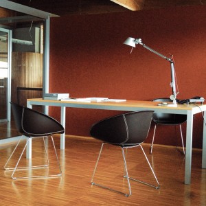 Sillón Gliss 930 de Pedrali. Sillas de diseño moderno. Sillones de cuero.