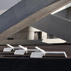 Tumbona Nova Myyour. Tumbona de diseño original ideal para el aire libre.