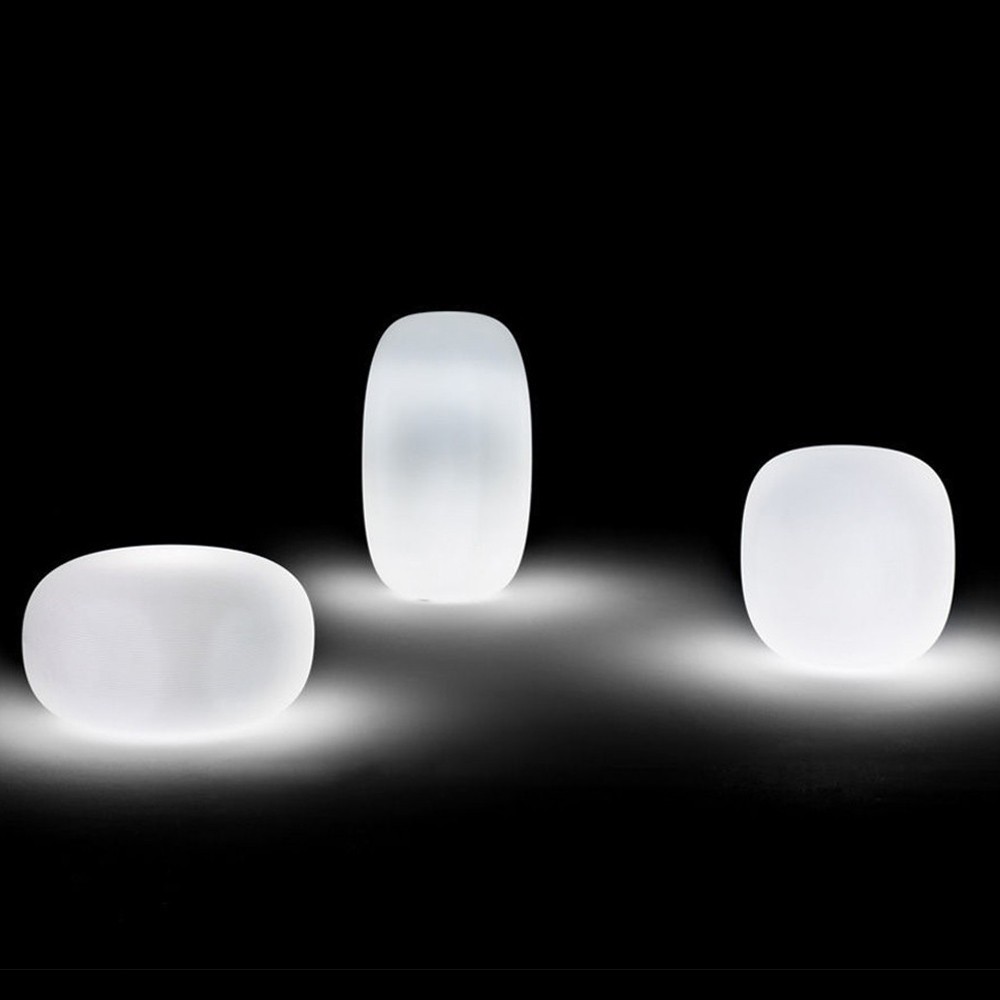 Taburete Pandora Luz Myyour. Taburete bajo moderno para ambientes contract.