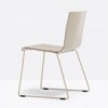 Silla Kuadra XL 2403/2409 de Pedrali. Sillas de diseño moderno. Sillas plásticas.