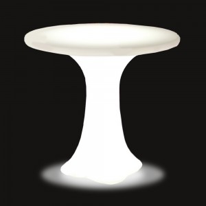 Mesa Teddy luz de Myyour. Mesas iluminadas ideales para ambientes exteriores.