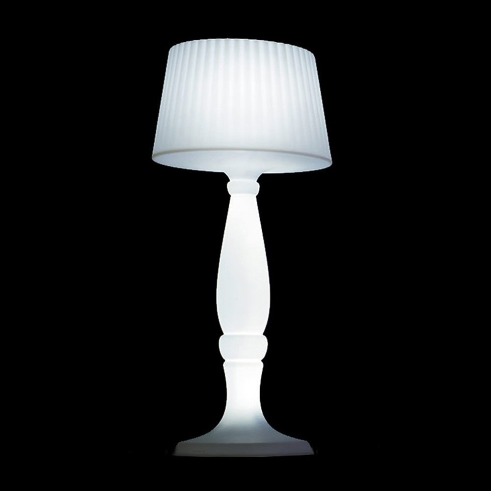 Lámpara Pie Agata Myyour. Lámpara moderna de diseño para interior y exterior.