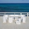 Silla Rhonda de Myyour. Silla ancha en polietileno ideal para jardines.