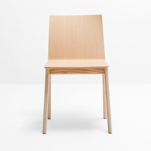 Silla Osaka 2810 de Pedrali. Sillas de diseño. Sillas de madera modernas.