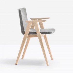 Sillón Osaka 2816 de Pedrali. Sillas de diseño. Sillas de madera modernas.