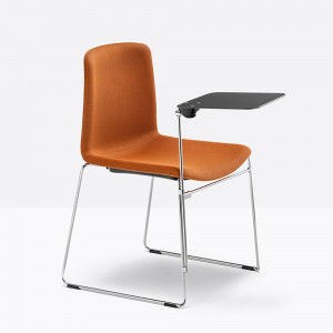 Silla Tweet 894/2 de Pedrali. Sillas tapizadas modernas. Sillas de diseño.