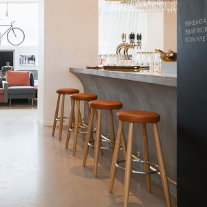 Taburete CH56/CH58 Barstool Carl Hansen and Son