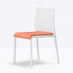 Silla Volt 671/3-2 de Pedrali. Sillas de diseño. Silla modernas para contract.
