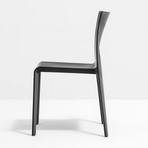 Silla Volt 670/673 de Pedrali. Sillas de diseño. Sillas modernas de exterior.