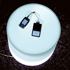 Pouf Wow 486 de Pedrali.  Poufs de diseño moderno. Poufs moderno con luz LED.