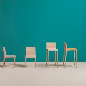 Taburete Young 426 de Pedrali. Taburetes de diseño. Taburetes modernos.