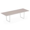 Mesa Orizon de Fast. Mesas modernas y versátiles para exteriores de Fast.