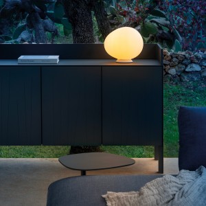 Aparador Ninfea con diseño moderno y elegante de Fast. Aparadores innovadores.