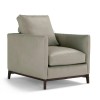 Sillón  Dorsey de Amura. Butacas tapizadas con diseño elegante. Muebles modernos italianos.