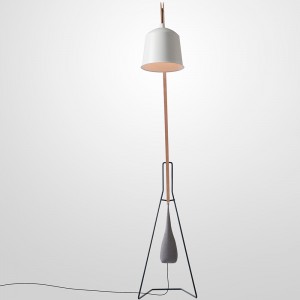 Lámpara pie A Floor Lamp Covo