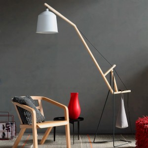 Lámpara pie A Floor Lamp Covo