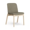 Silla Amstelle de madera Swedese. Estilo minimalista y contemporáneo. 