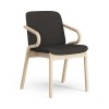 Amstelle sillón de madera Swedese. Elegante y moderno. Gran variedad de combinaciones disponibles